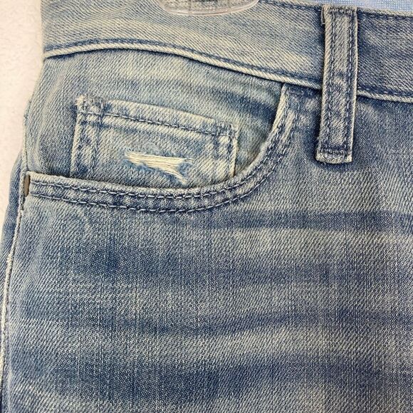 Holding Horses Anthropologie perfectly patched and distressed jeans runs big🫶 - Picture 5 of 14